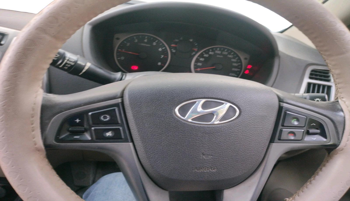 2013 Hyundai i20 SPORTZ 1.2, Petrol, Manual, 49,201 km, interior