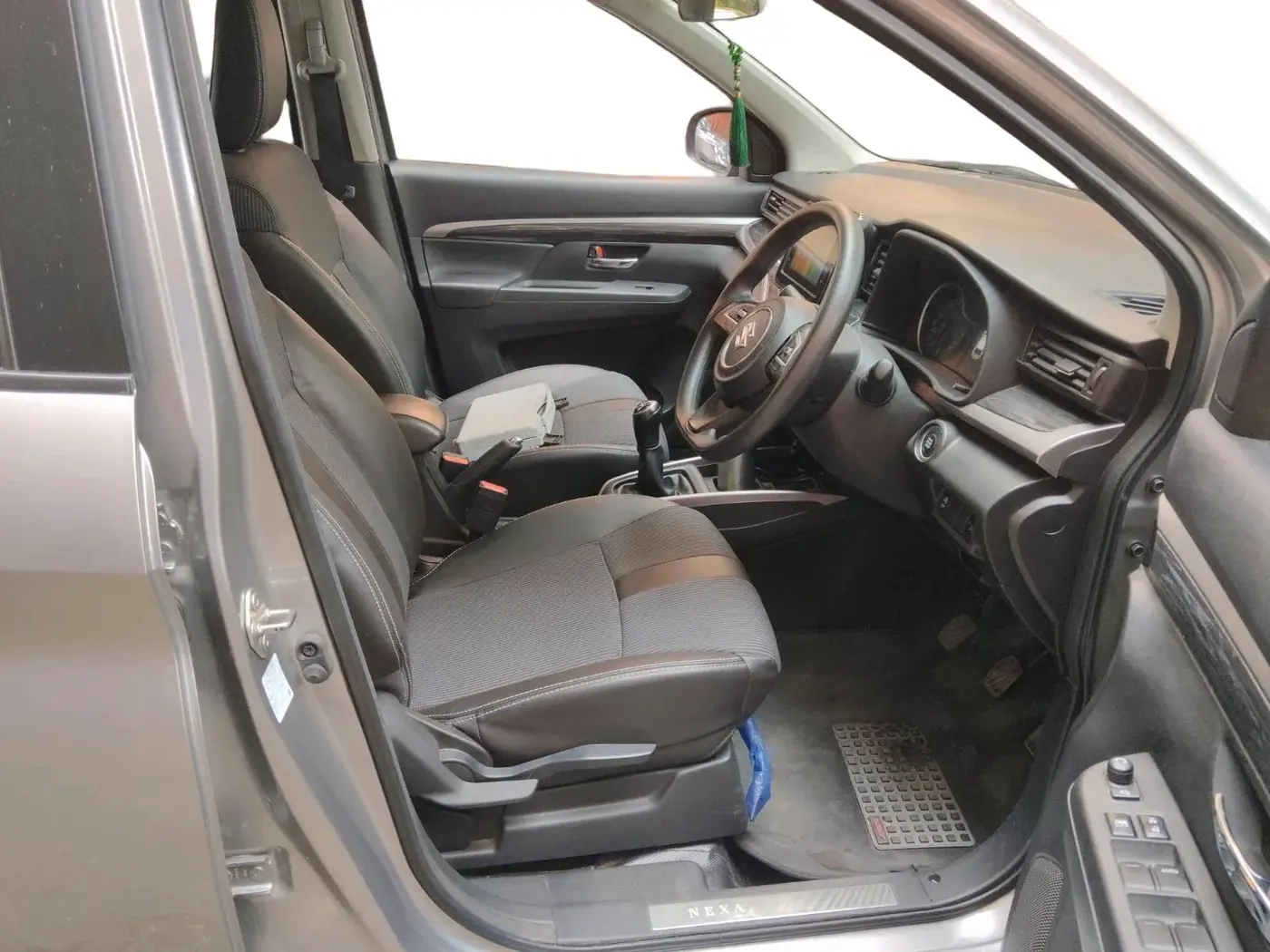 2021 Maruti XL6 ZETA MT, Petrol, Manual, 30,321 km, interior