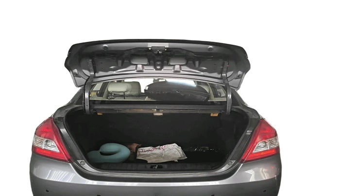 2014 Maruti Swift VXI, Petrol, Manual, 1,17,374 km, exterior