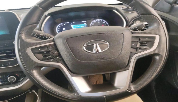2022 Tata Harrier XZA 2.0L, Diesel, Automatic, 33,972 km, interior