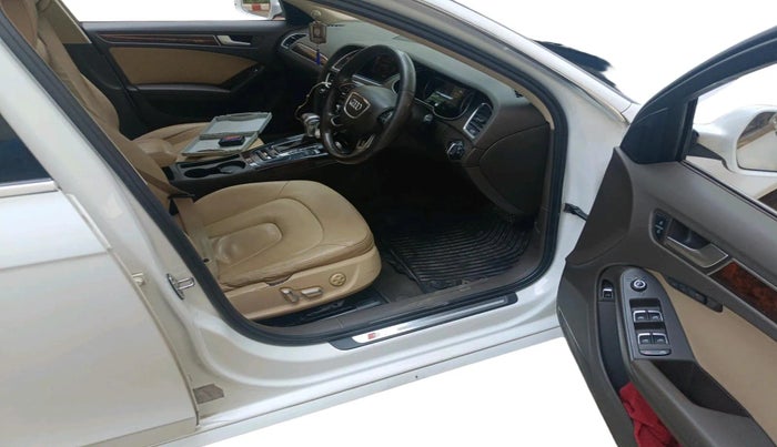 2014 Audi A4 2.0 TDI Multitronic, Diesel, Automatic, 1,40,361 km, interior