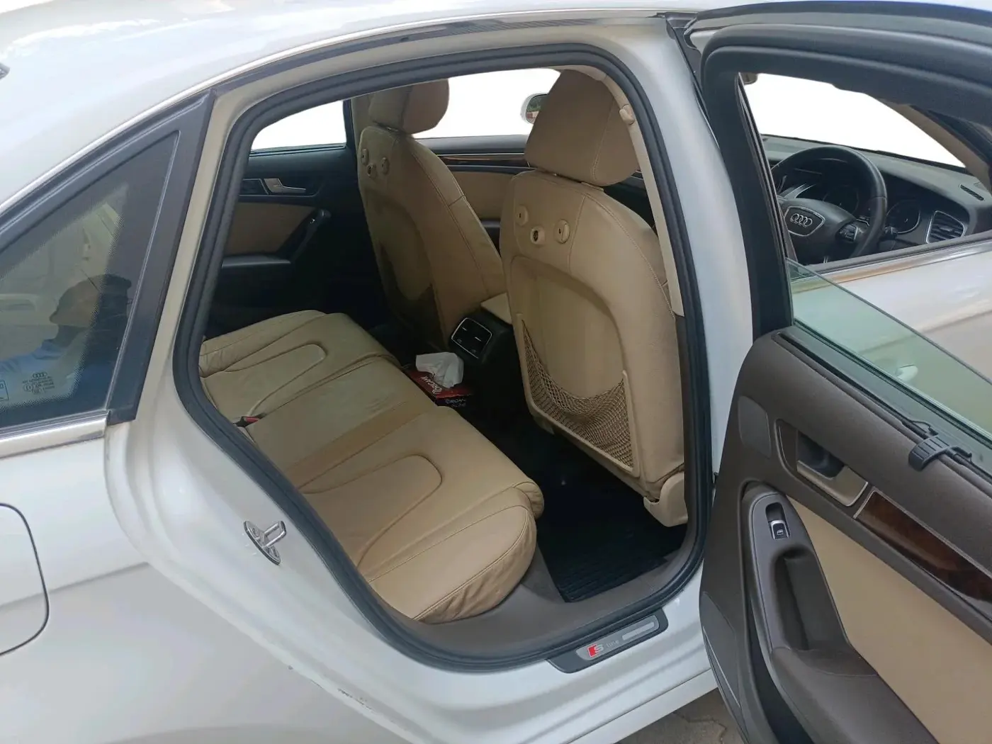 2014 Audi A4 2.0 TDI Multitronic, Diesel, Automatic, 1,40,361 km, interior