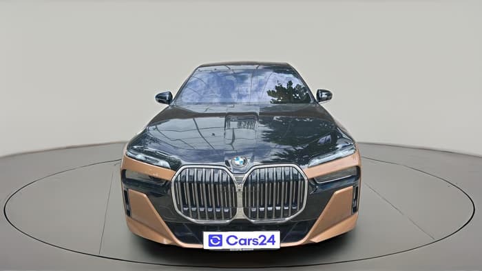 2024 BMW 7 Series 740d M Sport, Diesel, Automatic, 22,078 km, exterior