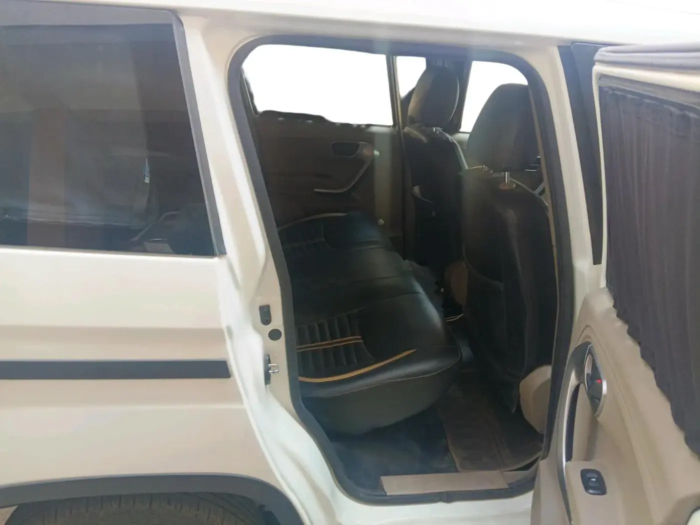2023 Mahindra BOLERO NEO N10 R, Diesel, Manual, 43,453 km, interior