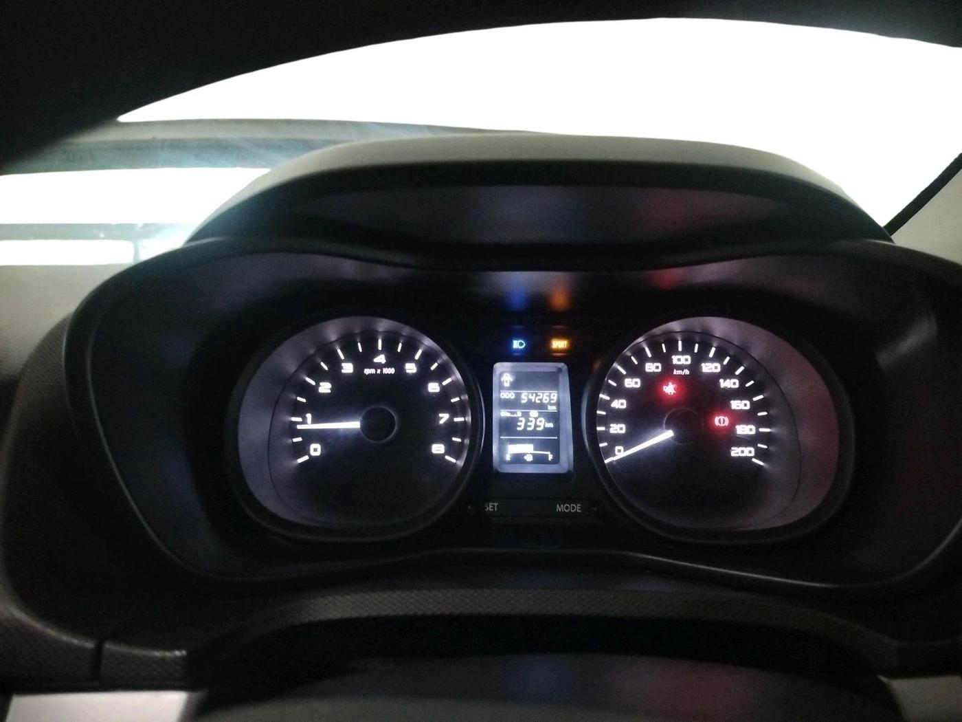 2019 Tata NEXON XM DIESEL, Diesel, Manual, 54,269 km, interior