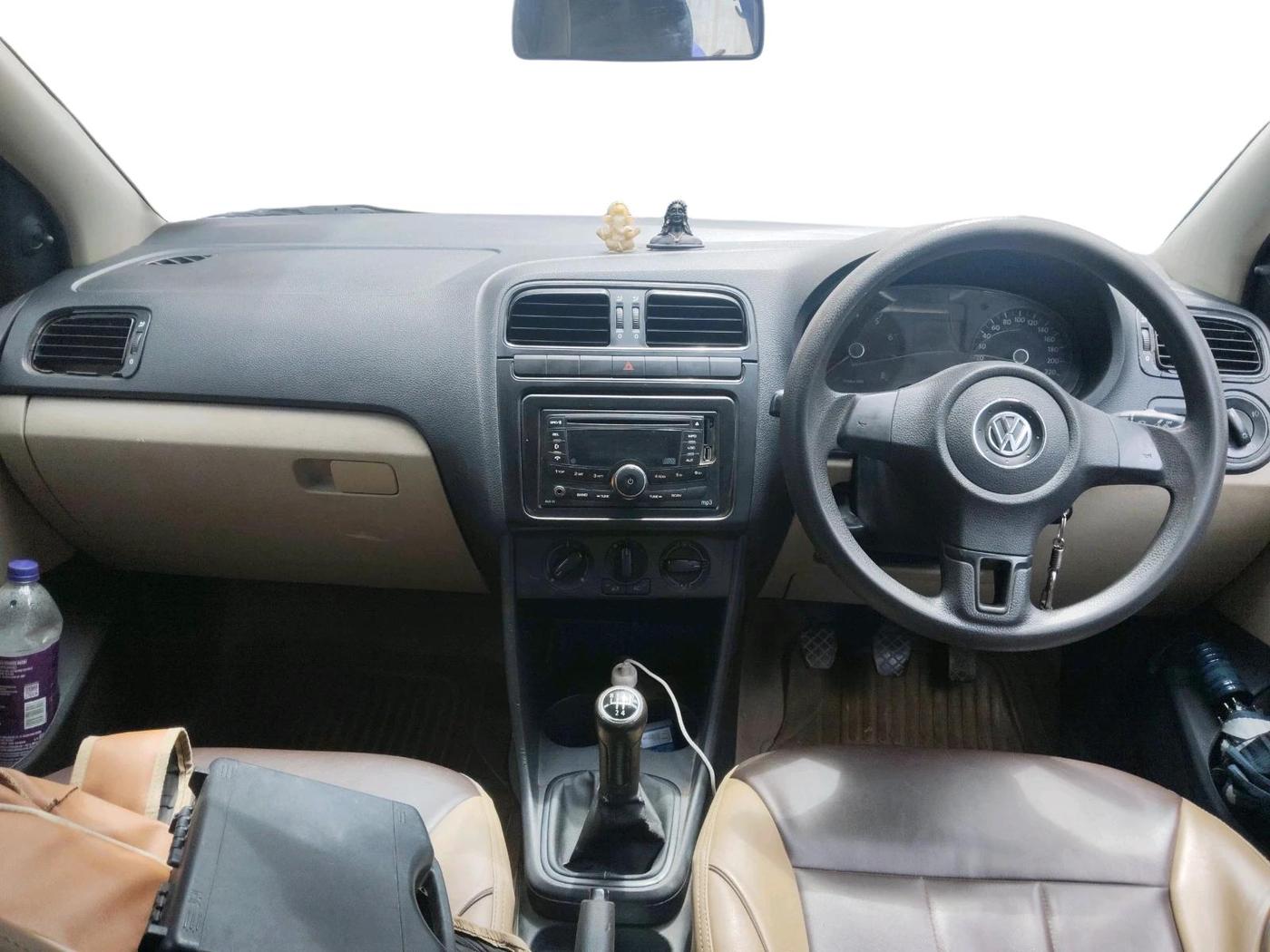 2011 Volkswagen Polo COMFORTLINE 1.2L PETROL, Petrol, Manual, 75,630 km, interior