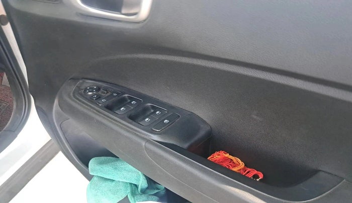 2022 Hyundai VENUE SX 1.0 TURBO IMT, Petrol, Manual, 47,899 km, interior