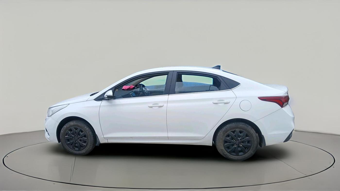2018 Hyundai Verna 1.4 E PETROL, Petrol, Manual, 89,926 km, exterior