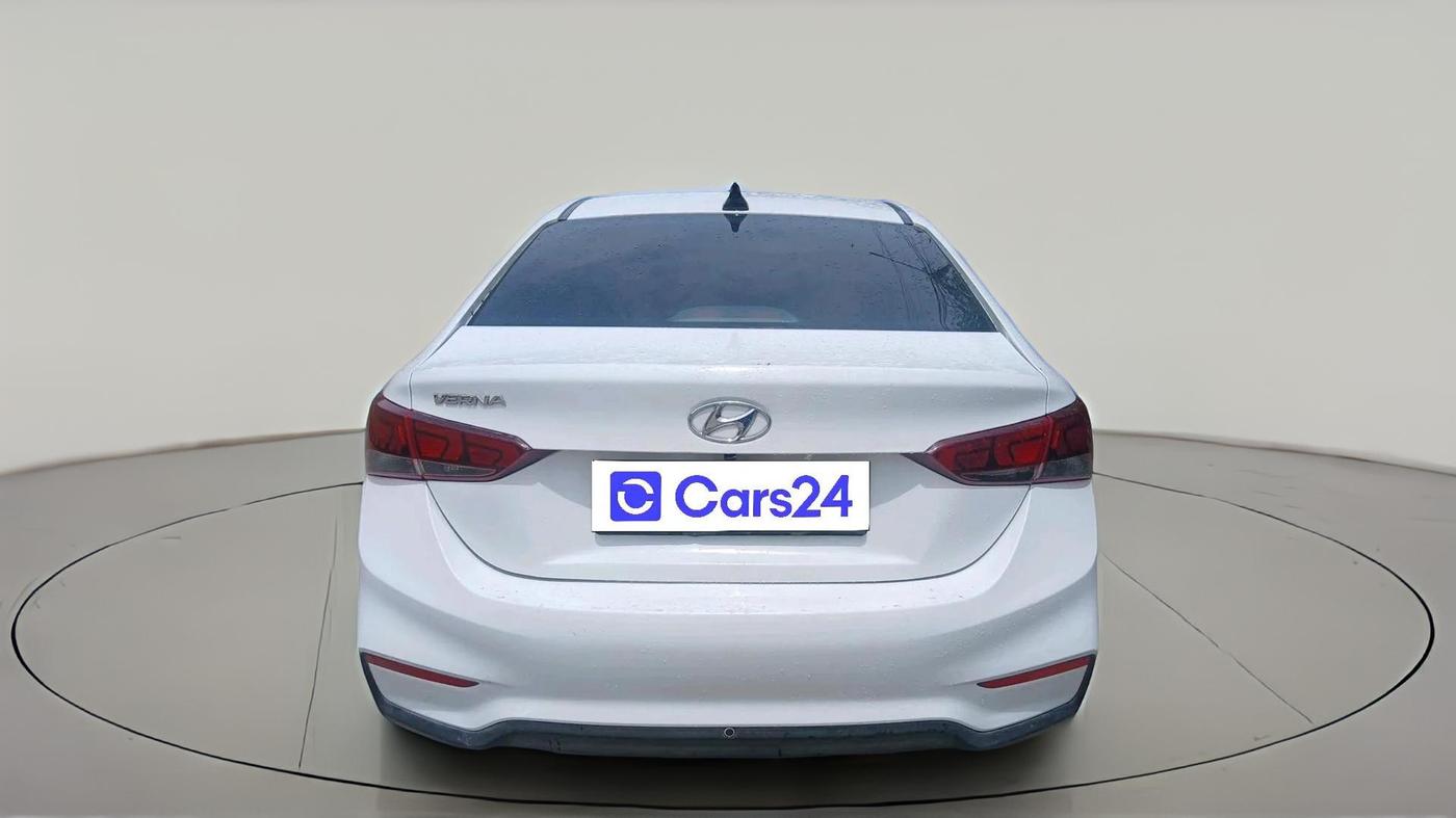 2018 Hyundai Verna 1.4 E PETROL, Petrol, Manual, 89,926 km, exterior