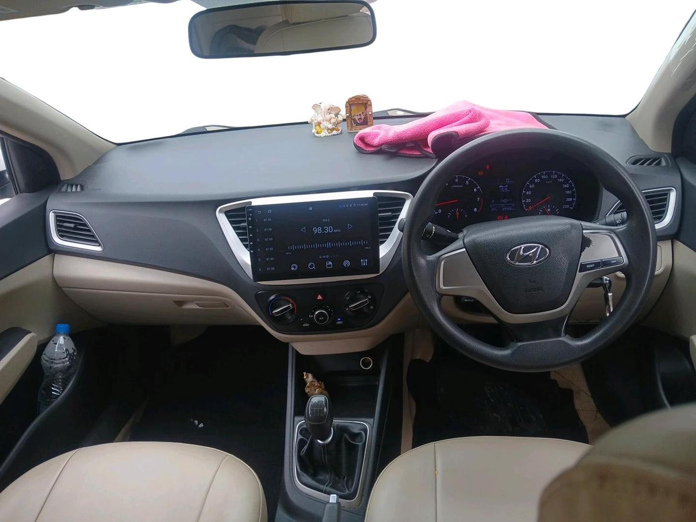 2018 Hyundai Verna 1.4 E PETROL, Petrol, Manual, 89,926 km, interior