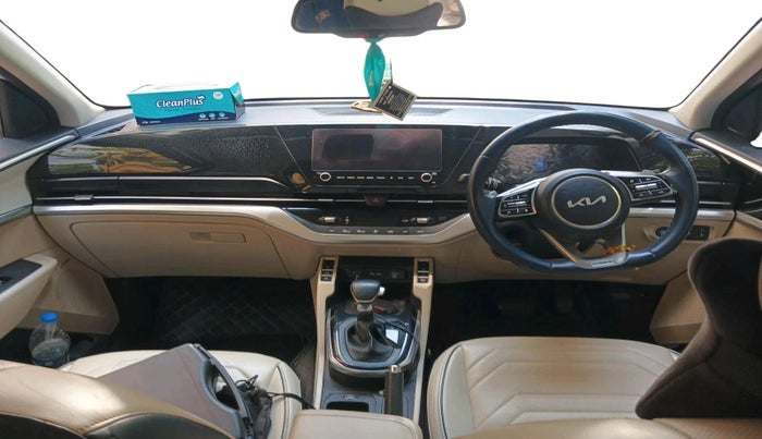 2022 KIA CARENS LUXURY PLUS 1.5 DIESEL AT 7 STR, Diesel, Automatic, 1,06,810 km, interior