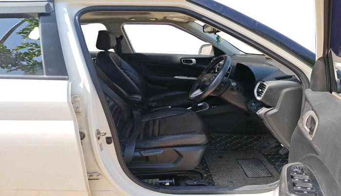 2019 Hyundai VENUE SX 1.0 (O) TURBO, Petrol, Manual, 39,351 km, interior