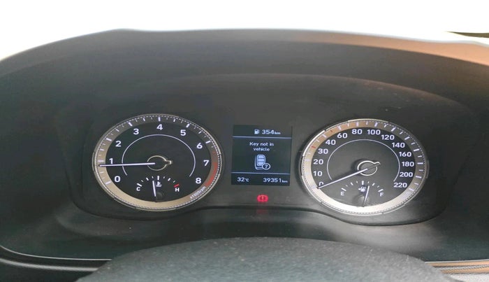 2019 Hyundai VENUE SX 1.0 (O) TURBO, Petrol, Manual, 39,351 km, interior