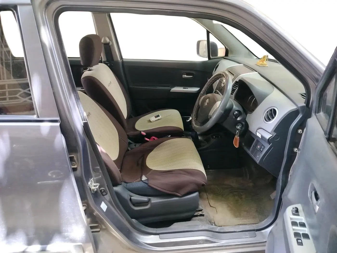 2012 Maruti Wagon R 1.0 VXI, Petrol, Manual, 44,371 km, interior
