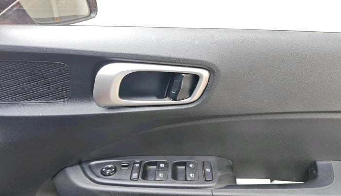 2020 Hyundai VENUE S 1.0 TURBO MT, Petrol, Manual, 44,890 km, interior