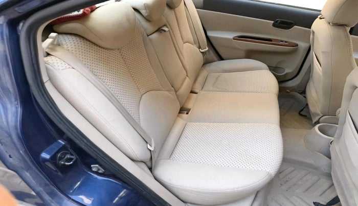 2010 Hyundai Verna  SX 1.6 VTVT, Petrol, Manual, 1,85,021 km, interior