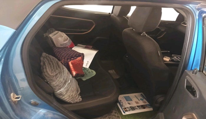 2022 Renault Kiger RXT (O) MT, Petrol, Manual, 76,074 km, interior