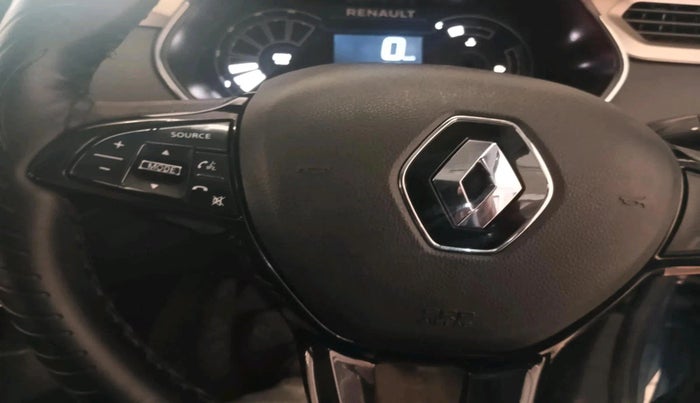 2022 Renault Kiger RXT (O) MT, Petrol, Manual, 76,074 km, interior