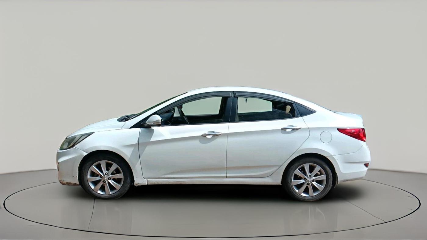 2012 Hyundai Verna FLUIDIC 1.6 CRDI SX AT, Diesel, Automatic, 92,192 km, exterior