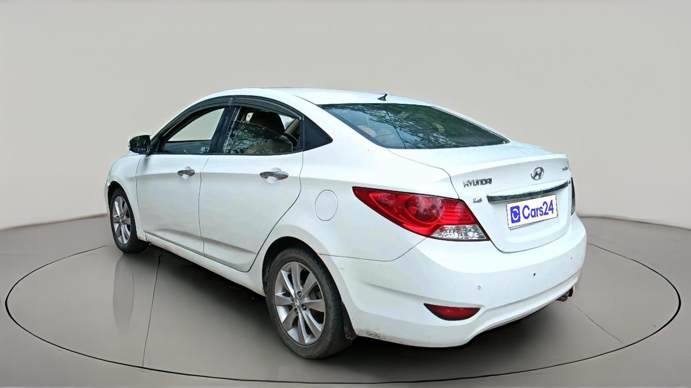 2012 Hyundai Verna FLUIDIC 1.6 CRDI SX AT, Diesel, Automatic, 92,192 km, exterior