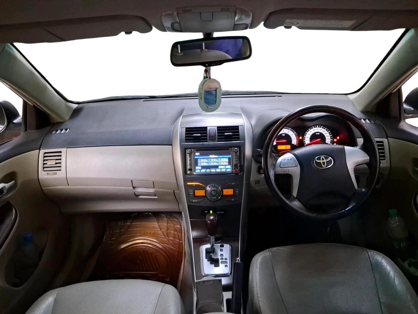 2012 Toyota Corolla Altis VL AT PETROL, Petrol, Automatic, 1,06,101 km, interior