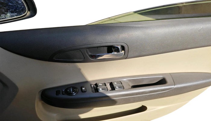 2013 Hyundai i20 SPORTZ 1.2, Petrol, Manual, 70,650 km, interior