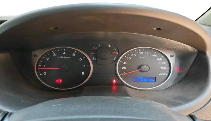 2013 Hyundai i20 SPORTZ 1.2, Petrol, Manual, 70,650 km, interior