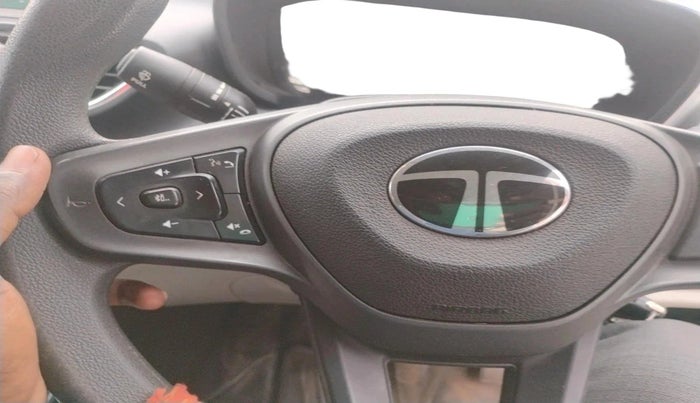 2024 Tata ALTROZ XM PLUS CNG, CNG, Manual, 29,889 km, interior