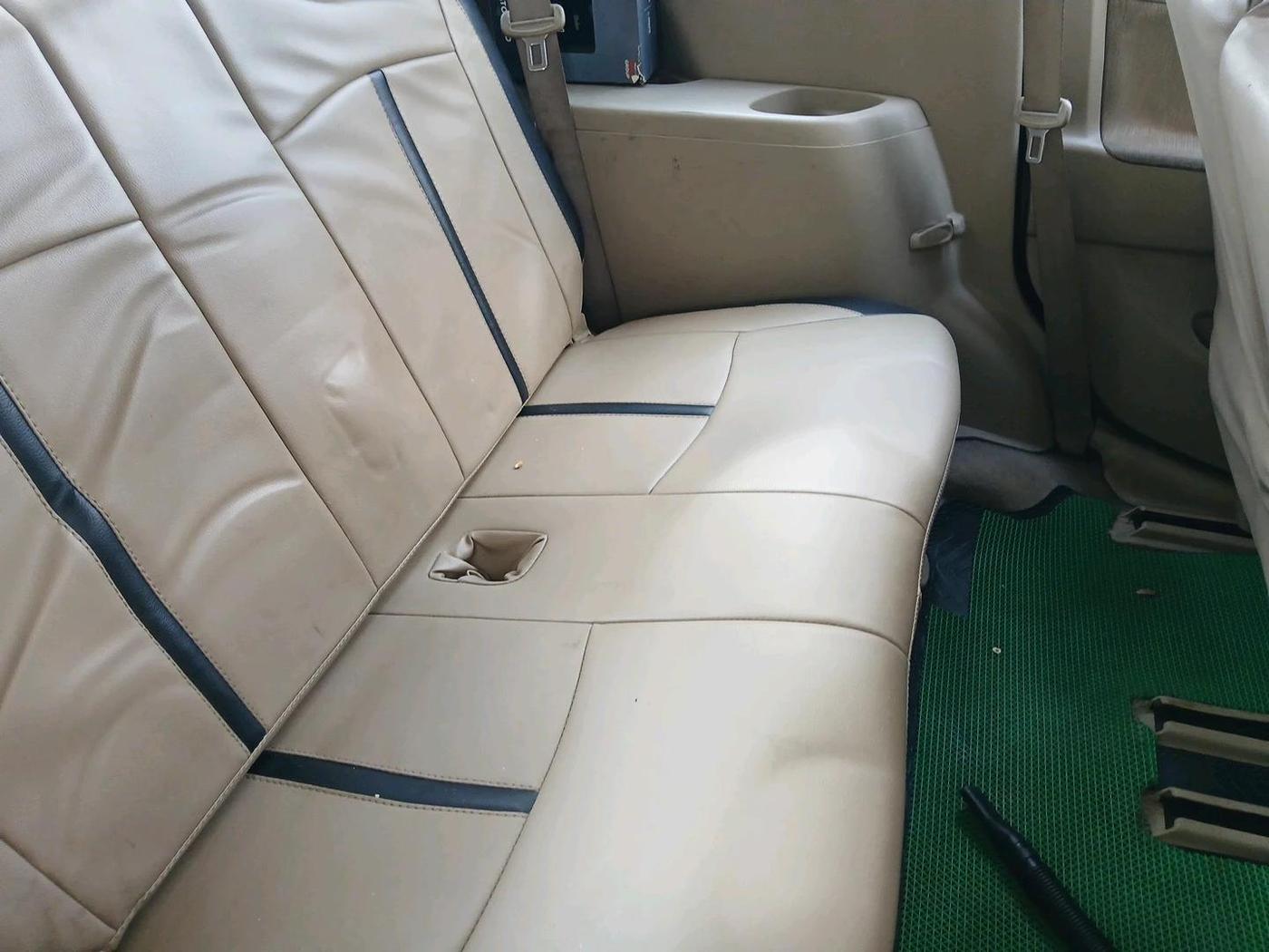 2013 Maruti Ertiga ZXI, CNG, Manual, 66,861 km, interior