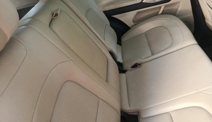 2023 Tata Safari XZA PLUS, Diesel, Automatic, 60,270 km, interior
