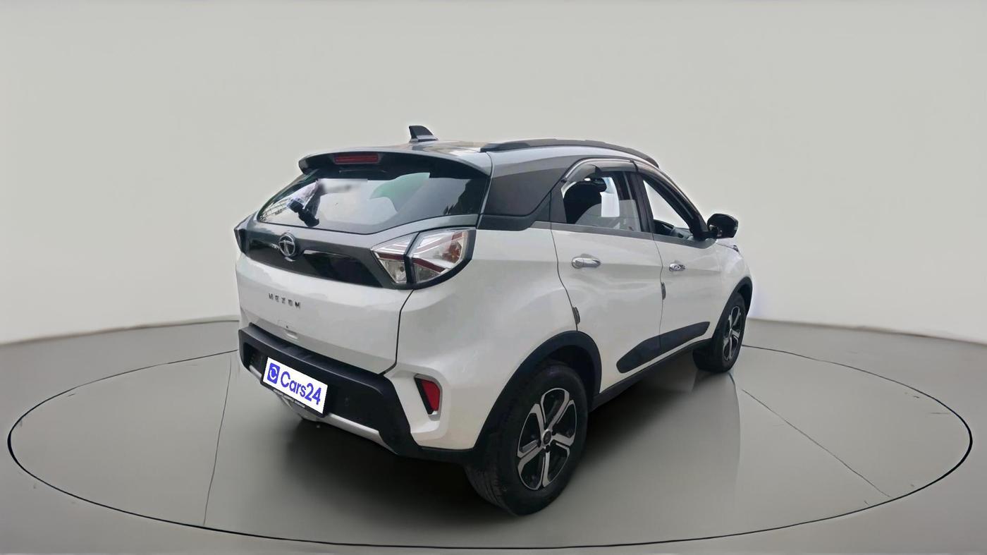 2022 Tata NEXON XZA PLUS DIESEL, Diesel, Automatic, 40,612 km, exterior