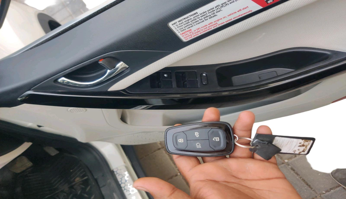 2022 Tata NEXON XZA PLUS DIESEL, Diesel, Automatic, 40,612 km, interior