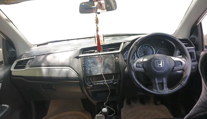 2016 Honda BR-V 1.5L I- DTEC V, Diesel, Manual, 1,93,554 km, interior