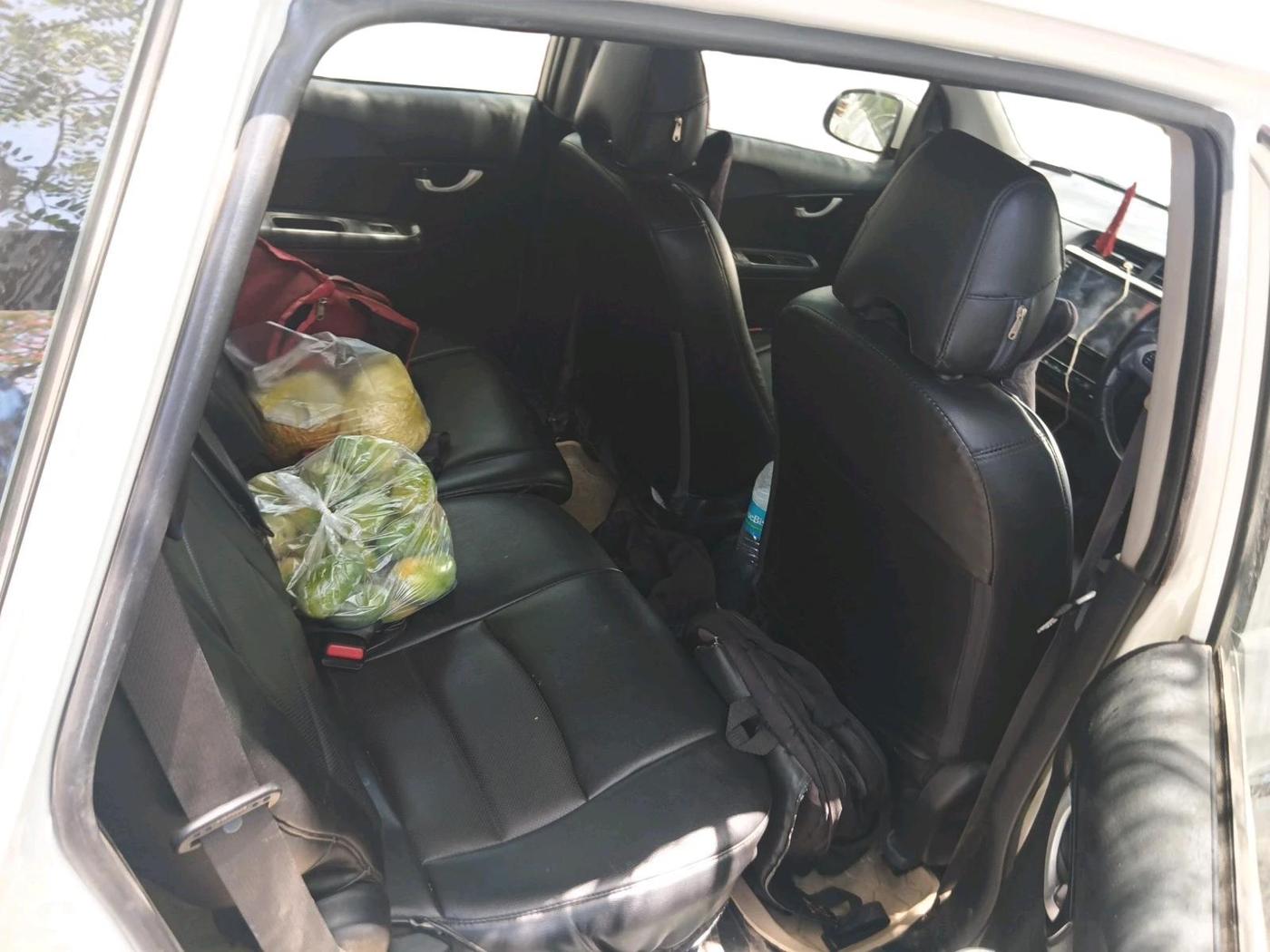 2016 Honda BR-V 1.5L I- DTEC V, Diesel, Manual, 1,93,554 km, interior