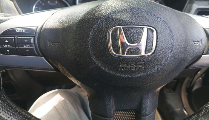 2016 Honda BR-V 1.5L I- DTEC V, Diesel, Manual, 1,93,554 km, interior