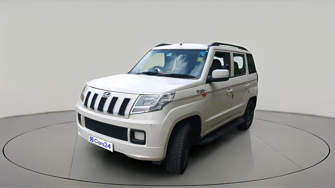 2016 Mahindra TUV300 T6 PLUS, Diesel, Manual, 72,536 km, exterior