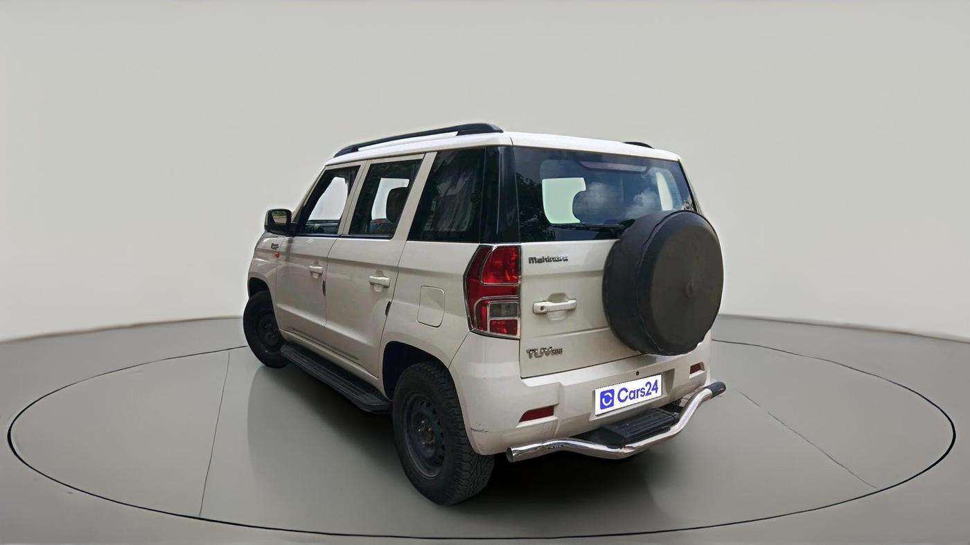 2016 Mahindra TUV300 T6 PLUS, Diesel, Manual, 72,536 km, exterior