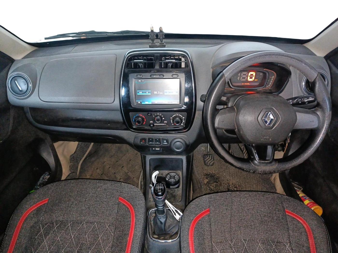 2019 Renault Kwid RXT 1.0 (O), Petrol, Manual, 51,907 km, interior