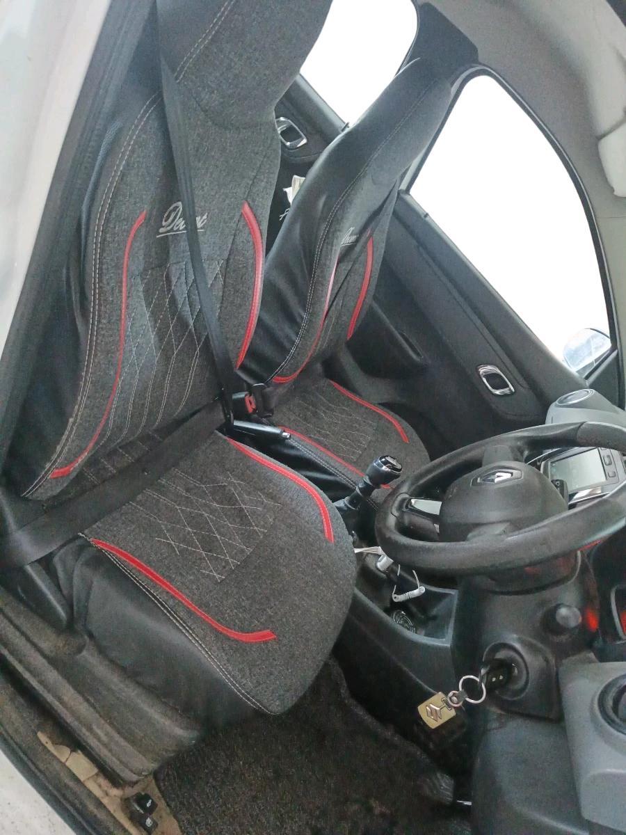 2019 Renault Kwid RXT 1.0 (O), Petrol, Manual, 51,907 km, interior