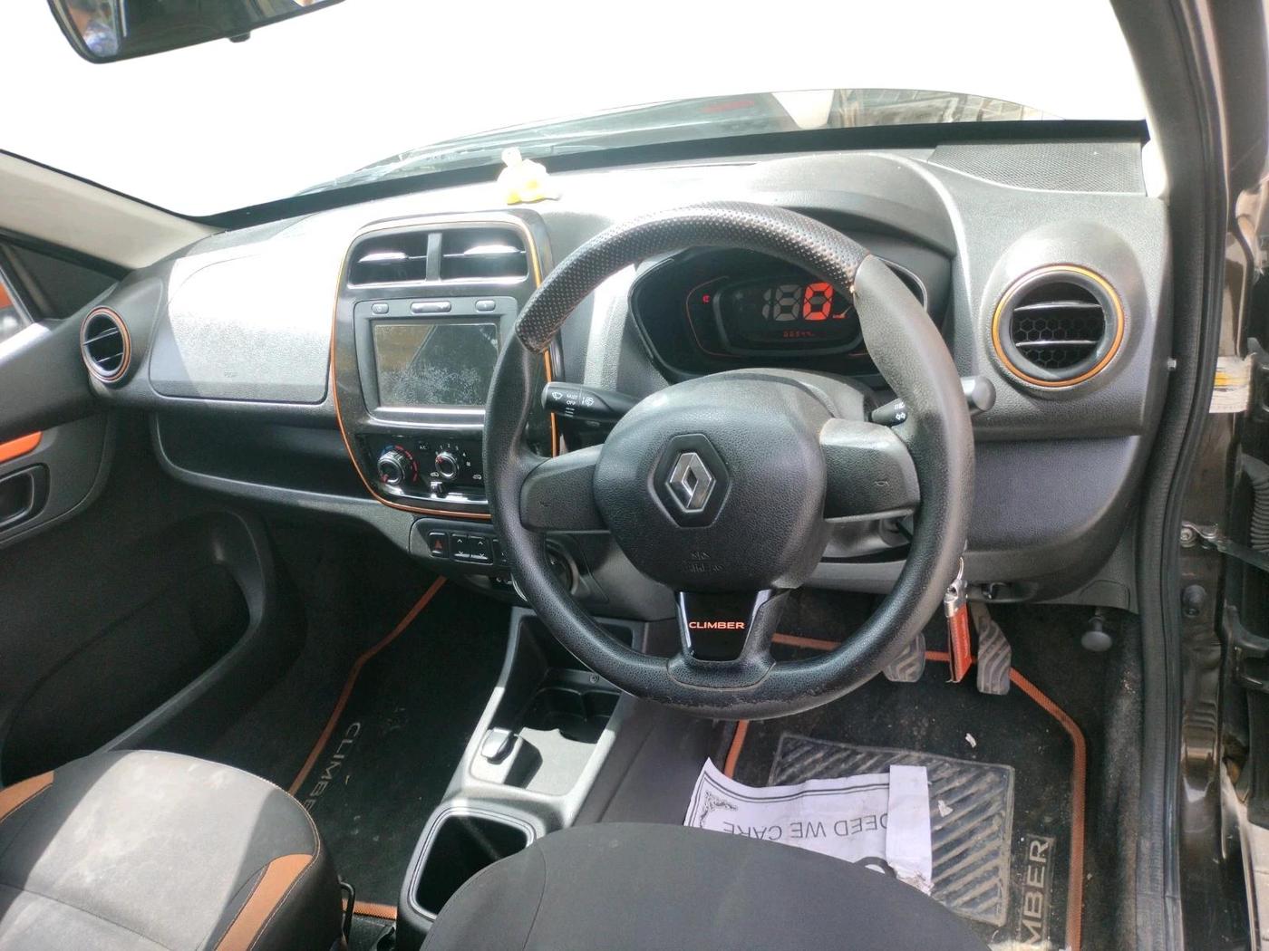 2019 Renault Kwid CLIMBER 1.0 AMT, Petrol, Automatic, 66,944 km, interior