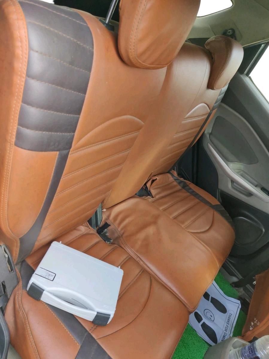 2014 Ford Ecosport TITANIUM 1.5L DIESEL, Diesel, Manual, 9,99,999 km, interior