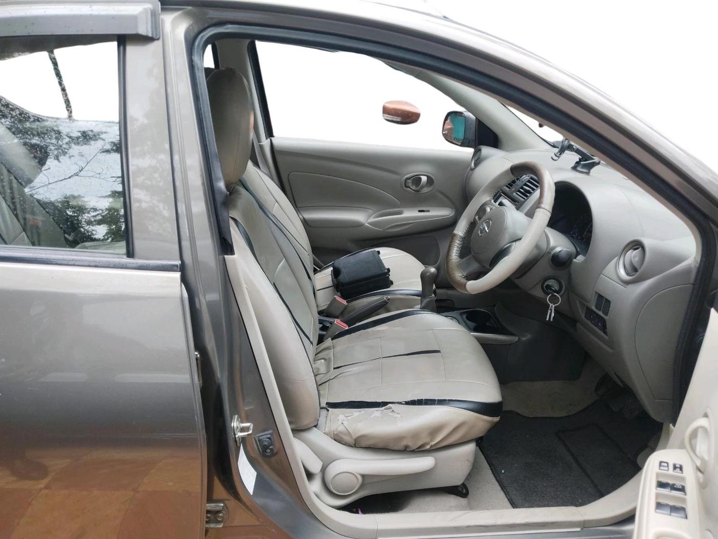 2013 Nissan Sunny XL, Petrol, Manual, 78,952 km, interior
