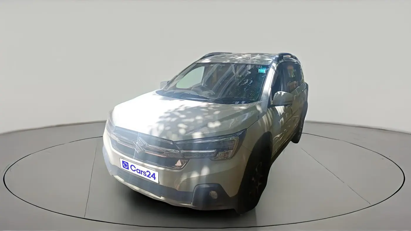 2022 Maruti XL6 ALPHA MT, Petrol, Manual, 8,524 km, exterior