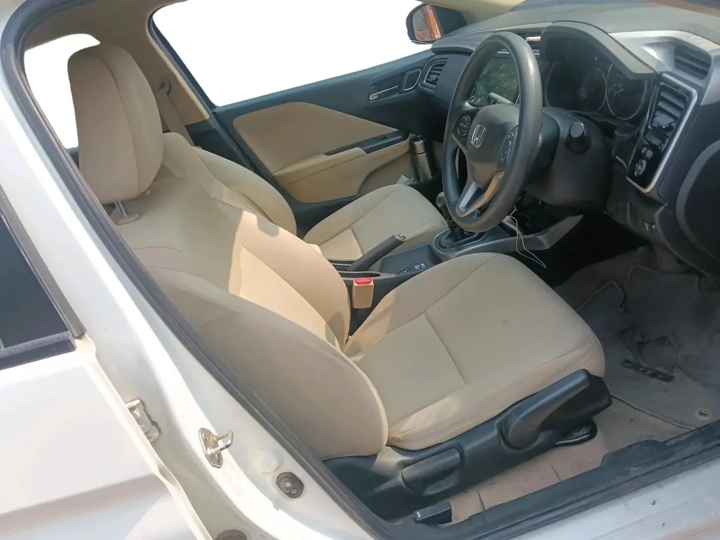 2017 Honda City 1.5L I-VTEC V MT, Petrol, Manual, 56,068 km, interior