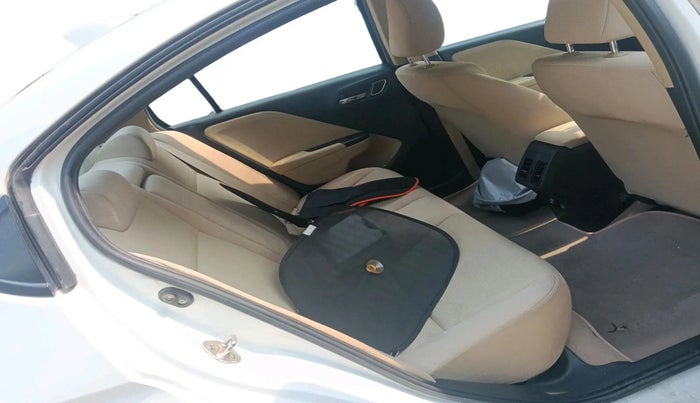 2017 Honda City 1.5L I-VTEC V MT, Petrol, Manual, 56,068 km, interior