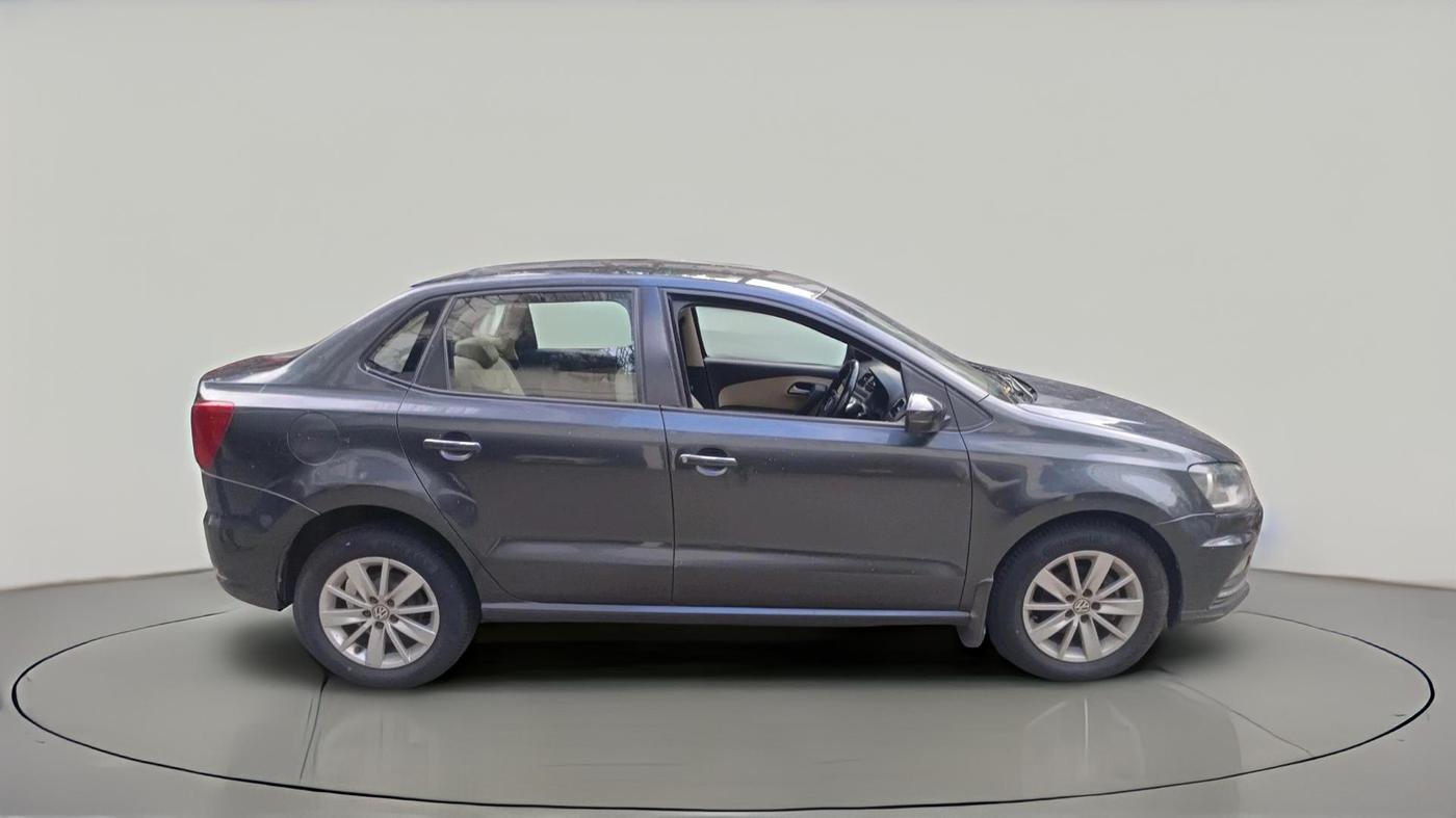 2016 Volkswagen Ameo HIGHLINE DSG 1.5 DIESEL , Diesel, Automatic, 1,25,971 km, exterior