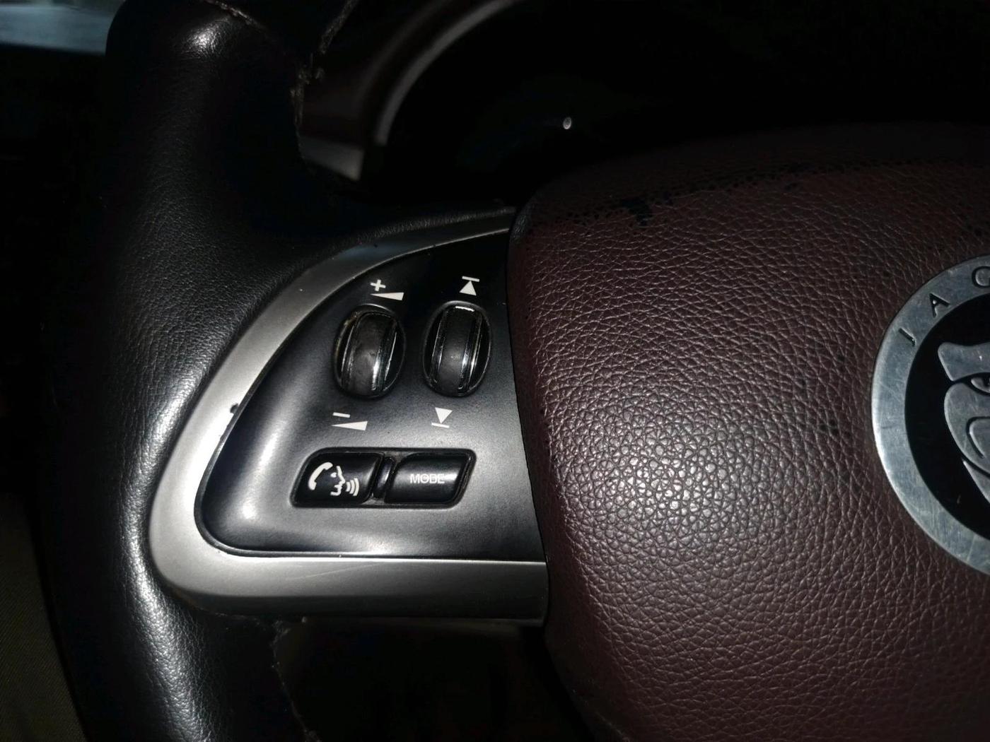 2011 Jaguar XF 3.0 DIESEL, Diesel, Automatic, 1,10,145 km, interior