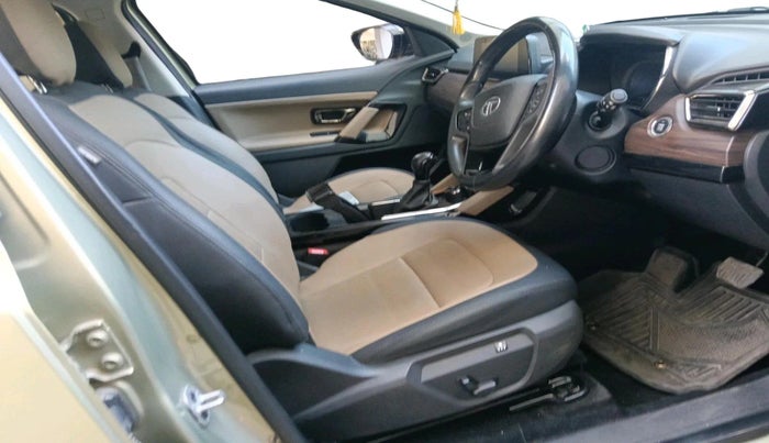 2022 Tata Harrier XZA PLUS 2.0L KAZIRANGA, Diesel, Automatic, 34,454 km, interior