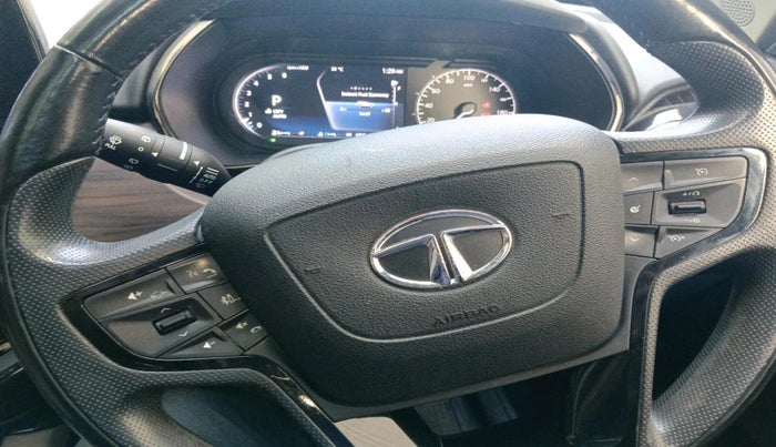 2022 Tata Harrier XZA PLUS 2.0L KAZIRANGA, Diesel, Automatic, 34,454 km, interior