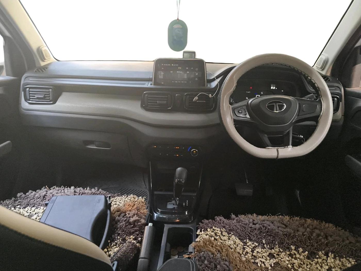 2025 Tata PUNCH Adventure Plus AMT, Petrol, Automatic, 19,257 km, interior